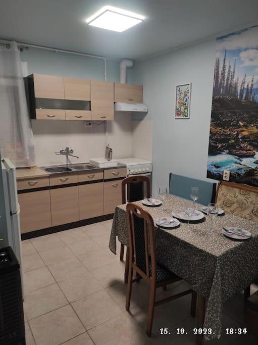 Nina Apartment Zagreb Bagian luar foto